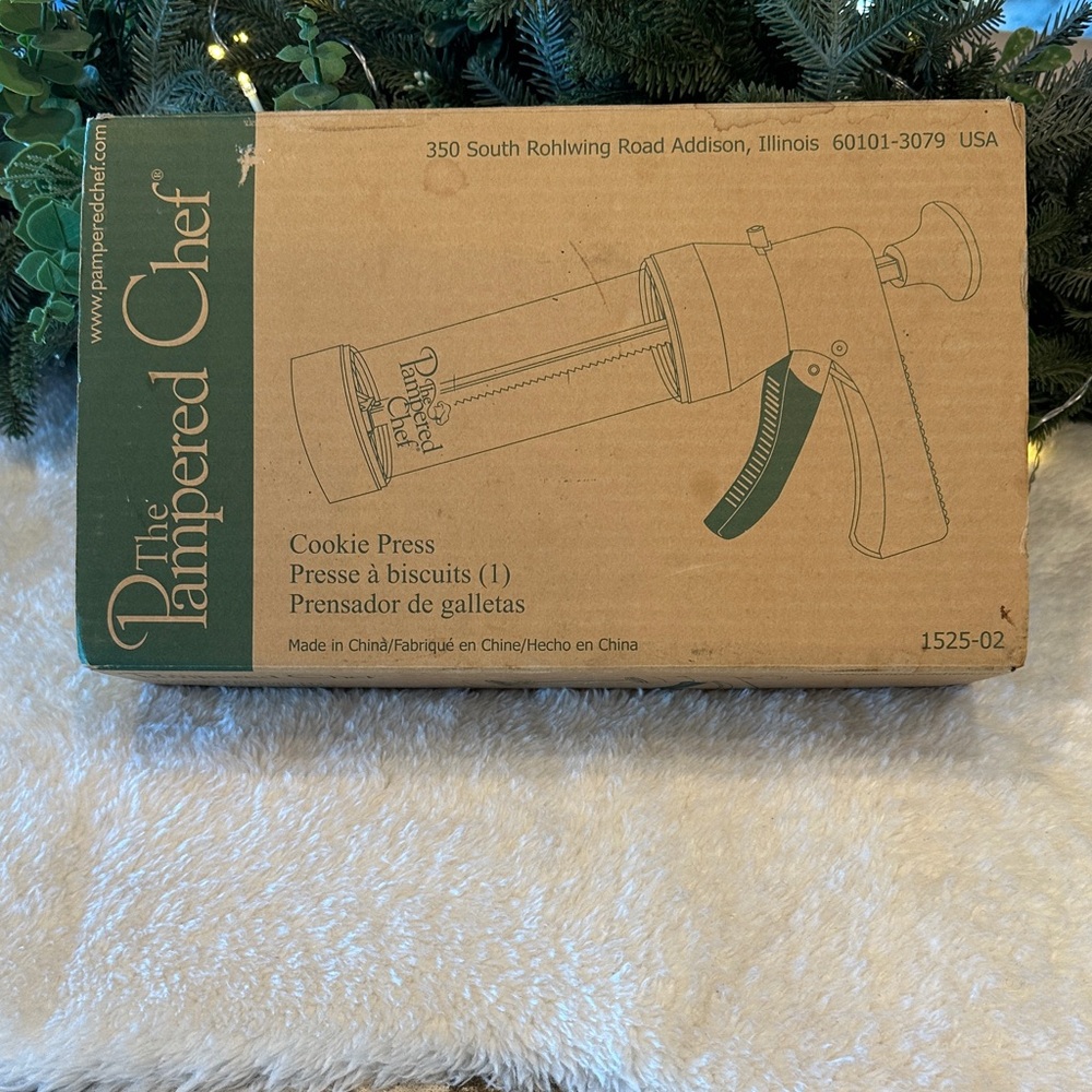 Pampered chef cookie press